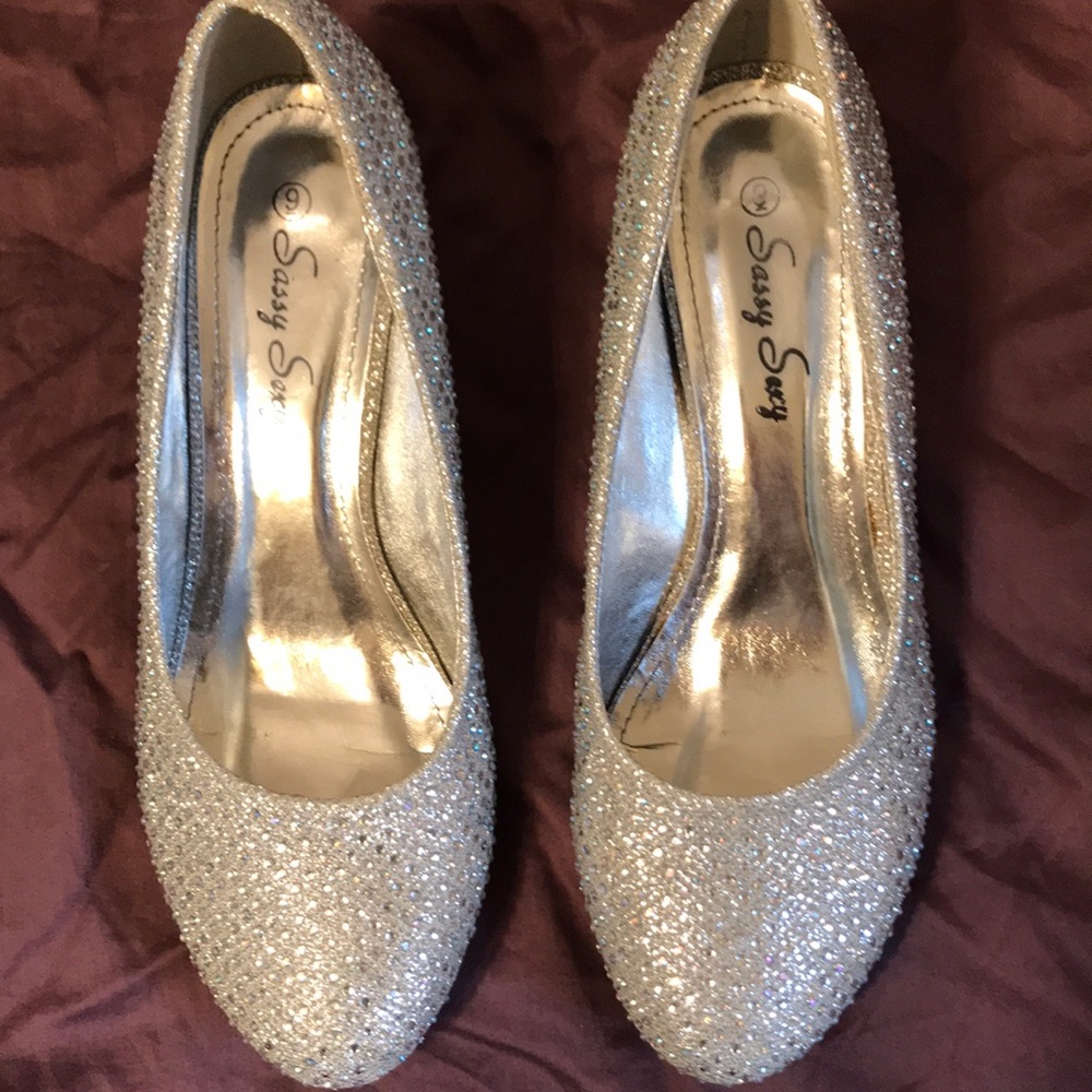 Sassy Sexy Silver Glitter Wedge Dress Shoe